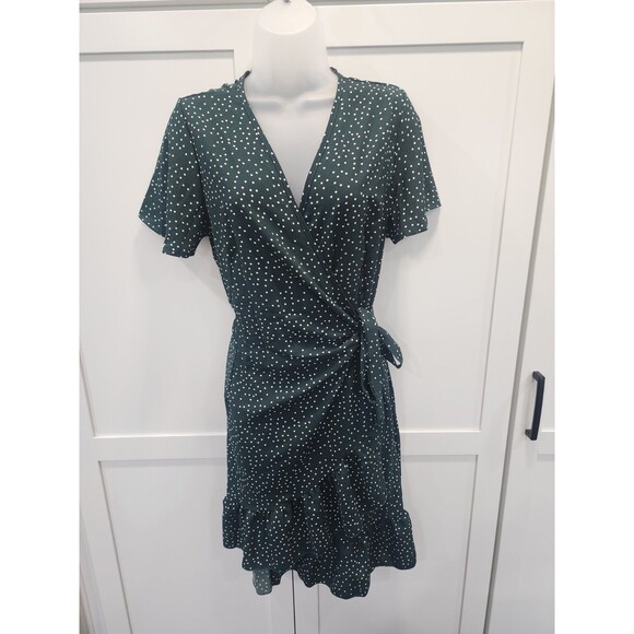 Naggoo Dresses & Skirts - Naggoo Wrap Midi Dress Green Dots V Neck Short Sleeve Ruffle Women’s Large LG